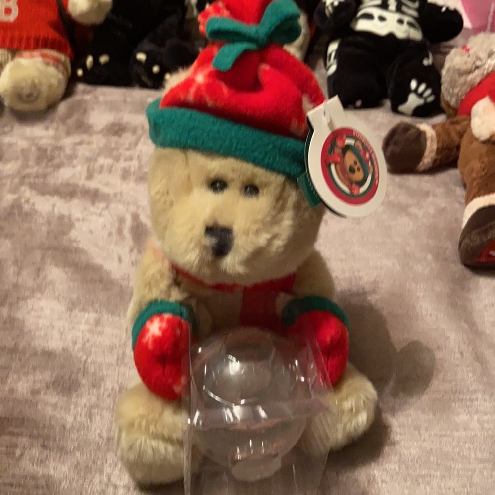 2 Starbucks collectible Christmas Bears